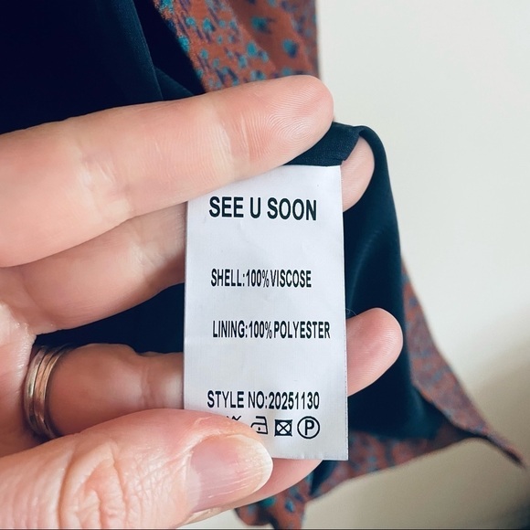 SEE U SOON Burgundy Abstract Polka Dot Open Cropped Blazer NWT - Picture 7 of 11